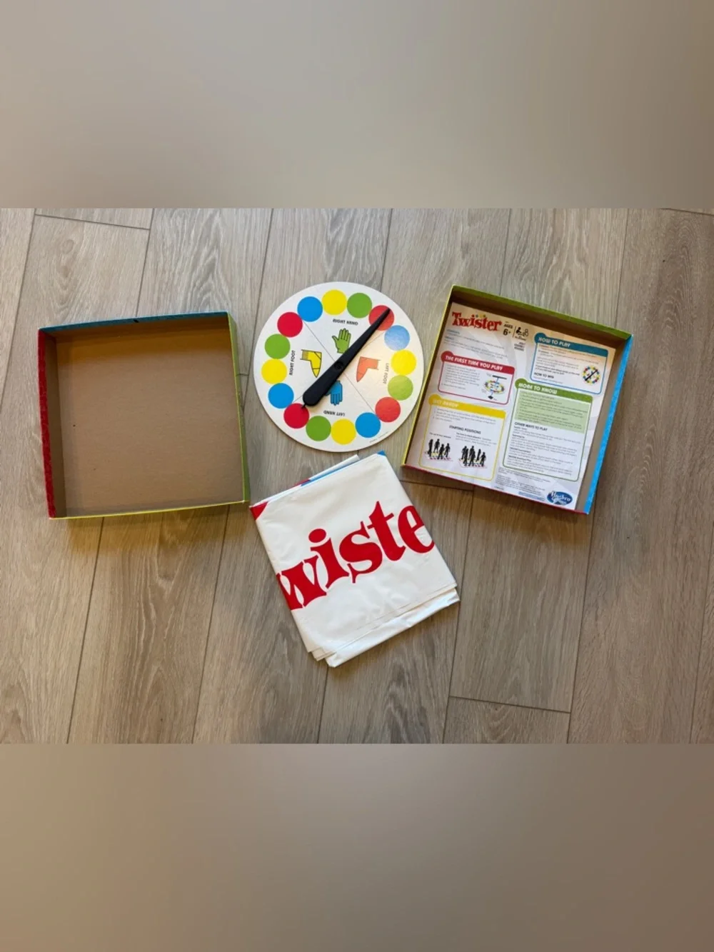 Twister Classic Game Hasbro Gaming Fun Party Board Game for Kids Ages 6+ EUC